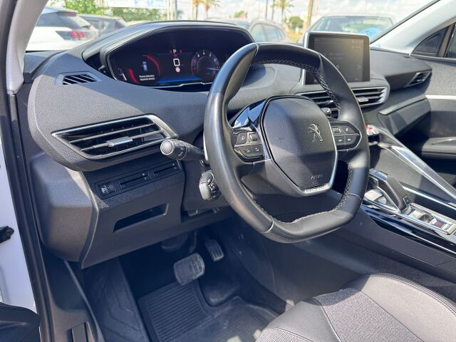 PEUGEOT 3008 ALLURE 1.2. E-THP AUTO SPANISH LHD IN SPAIN ONLY 39000 MILES 2020
